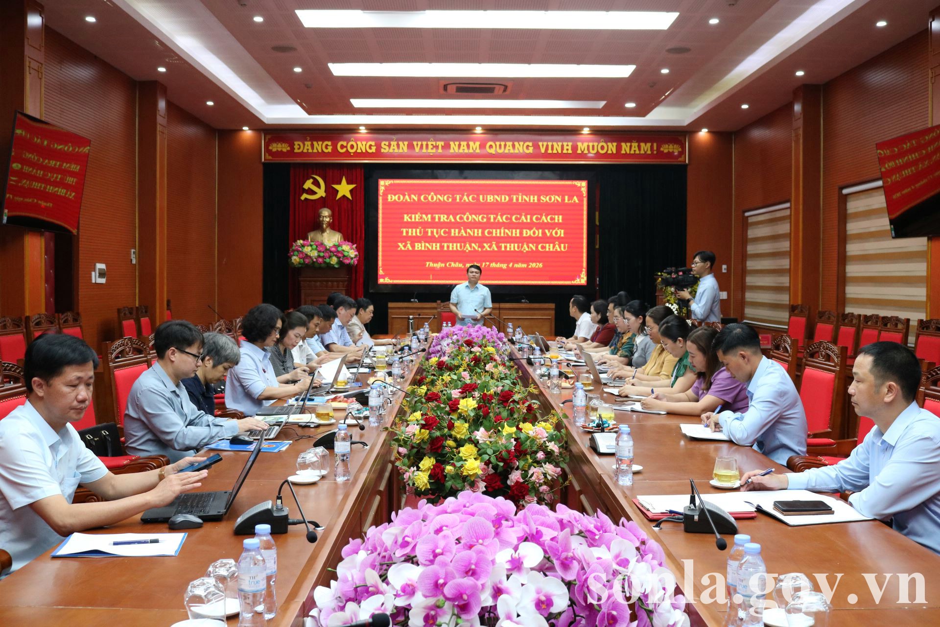 anh tin bai
